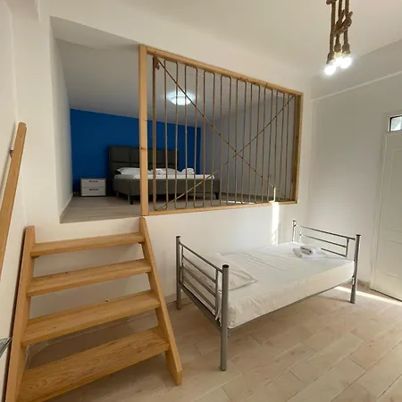 Bardhi M Bay Blu